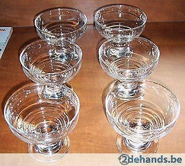 6 glazen coupe's, Antiek en Kunst, Antiek | Glaswerk en Kristal