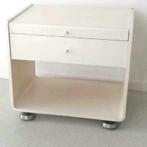 Mooi en origineel nachtkastje met chromen zwenkwielen 1 lade, Huis en Inrichting, Ophalen, Gebruikt