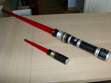 star wars zwaarden  zwaarden met geluid en licht - /kleintje, Ophalen of Verzenden, Gebruikt, Jongen of Meisje