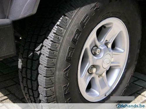 LAND ROVER Defender - Originele BOOST velgen met band NIEUW, Auto-onderdelen, Banden en Velgen, Banden en Velgen, All Season, 16 inch