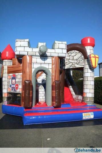 Te huur: springkasteel ridderkasteel met glijbaan, Hobby & Loisirs créatifs, Articles de fête, Envoi, Utilisé, Article de fête