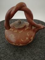 Handgemaakte decoratieve theepot in Sasak-aardewerk, Antiek en Kunst, Ophalen of Verzenden