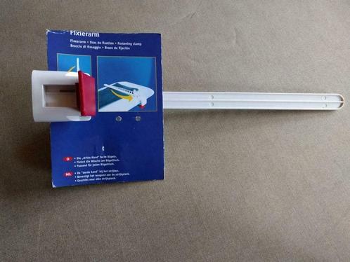 Fixeerarm (Bevestigt het wasgoed aan de strijk-plank), Huis en Inrichting, Overige Huis en Inrichting, Nieuw, Ophalen of Verzenden