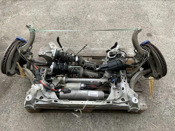 VOOR EN ACHTER BMW M -TIZAUTOPARTS-, Auto-onderdelen, Ophanging en Onderstel, BMW, Gebruikt