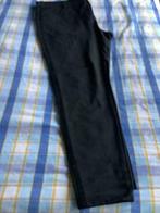 Zwarte broek met fluwelen biesje 48, Kleding | Dames, Ophalen of Verzenden, Zo goed als nieuw