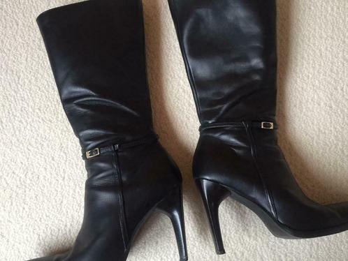 1 paire de Bottes T40, Kleding | Dames, Schoenen, Nieuw, Hoge laarzen, Zwart, Ophalen