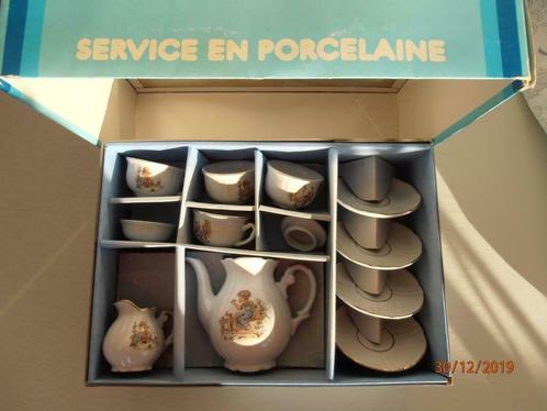 Service complet en porcelaine – KAHLA (vintage), Antiek en Kunst, Antiek | Servies compleet, Ophalen