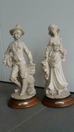 Koppel vintage A.Belcari beeldjes van jongen en meisje, Antiek en Kunst, Ophalen of Verzenden