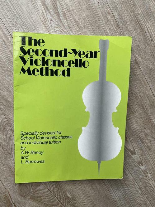 La méthode du violoncelle de deuxième année Benoy Burrowes, Musique & Instruments, Musiques & Instruments Autre, Enlèvement ou Envoi