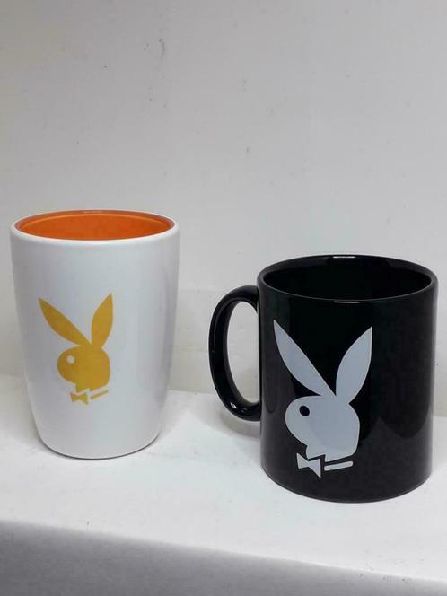 Koffietassen(2)  - Playboy, Huis en Inrichting, Keuken | Servies, Zo goed als nieuw, Kop(pen) en/of Schotel(s), Overige stijlen