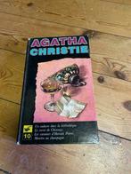 Agatha Christie- recueil 4 histoires, Gelezen, Ophalen of Verzenden