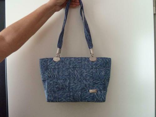 Blauwe handtas met ritssluiting, Bijoux, Sacs & Beauté, Sacs | Sacs Femme, Neuf, Sac à main, Bleu, Envoi