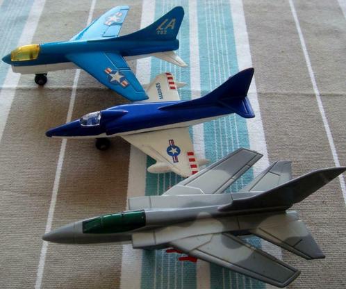 Avion Matchbox: Tornado, Skyhawk, ou Corsair A7D, 1973-77, Collections, Jouets miniatures, Utilisé, Enlèvement ou Envoi