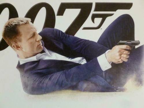 JAMES BOND 007 Affiches Posters Banners Video DVD 2002-2012, Collections, Posters & Affiches, Utilisé, Cinéma et TV, Affiche ou Poster pour porte ou plus grand