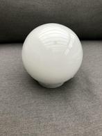 Opaline bolvormige lampenkap, Ophalen of Verzenden, Zo goed als nieuw, Wit, Rond