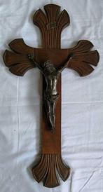 Sierlijk antiek handgesneden houten kruisbeeld, Enlèvement