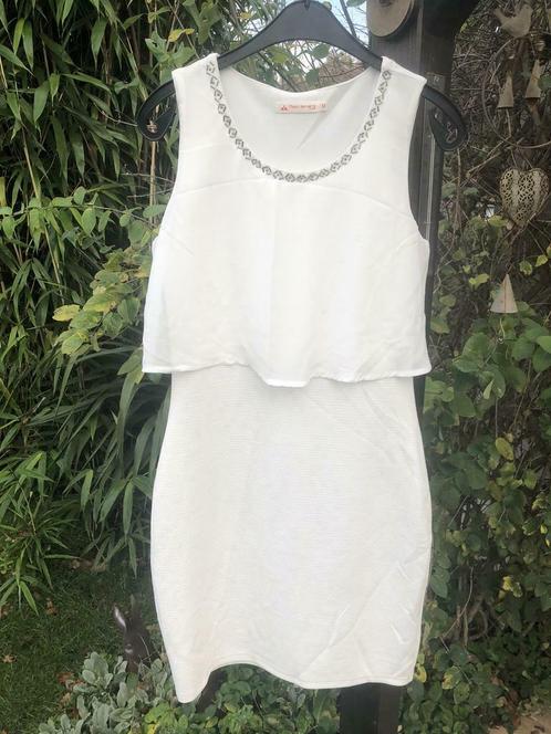 7 kleedjes, Vêtements | Femmes, Robes, Taille 38/40 (M), Blanc, Enlèvement ou Envoi