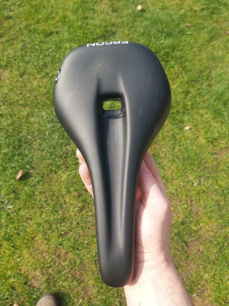 ② Mtb zadel ergon — Fietsonderdelen — 2dehands