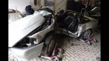 Dringend gezocht : Mercedes SL R129 schadewagens !!