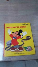 Mickey fait son cinéma! Walt Disney Fernand Nathan 1982, Collections, Autres types, Mickey Mouse, Utilisé, Enlèvement ou Envoi