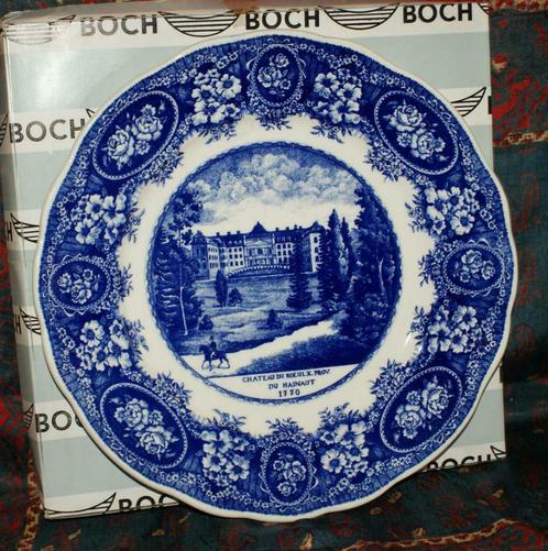 BOCH FRÈRES KERAMIS assiette Château du Roeulx D: 26 cm, Antiek en Kunst, Antiek | Wandborden en Tegels, Ophalen of Verzenden