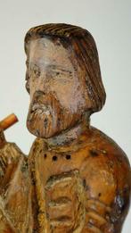 Statue : Saint  homme avec arme poignardée et long, Antiquités & Art, Enlèvement ou Envoi