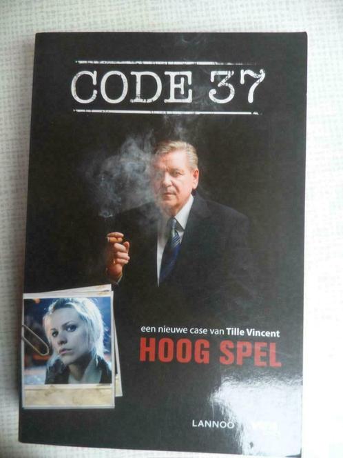 keuze uit 2 boeken code 37, Livres, Thrillers, Enlèvement ou Envoi