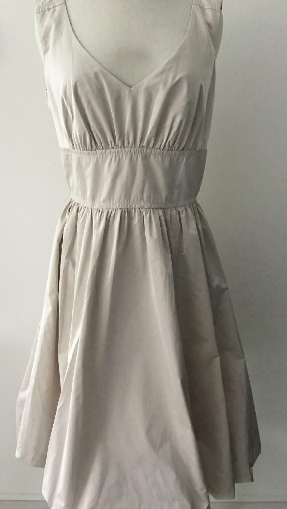 Heel mooie jurk van LAUREL.  -  36, Kleding | Dames, Jurken, Zo goed als nieuw, Maat 36 (S), Beige, Knielengte, Verzenden