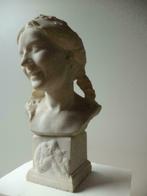 A. VAN PETEGHEM °1876-1927 Carrara marmer buste Art Nouveau, Antiek en Kunst, Kunst | Beelden en Houtsnijwerken, Ophalen