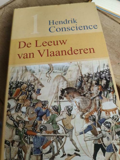 De Leeuw van Vlaanderen (Guldensporenslag?), Livres, Livres régionalistes & Romans régionalistes, Utilisé, Enlèvement ou Envoi