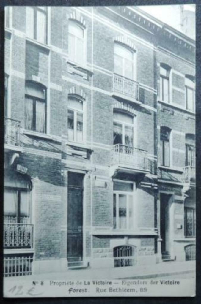 Carte postale Forest R. Bertléem 89 Propriété de la victoire, Enlèvement ou Envoi, Non affranchie, Bruxelles (Capitale)