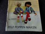 boek zelf poppen maken hobby naaien vaardige handen, Boeken, Hobby en Vrije tijd, Ophalen of Verzenden, Poppen maken