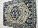 Tapis d'orient laine Bleu iranien- Bon etat 142 x 105 cm, Rectangulaire, Beige, Enlèvement, Utilisé