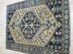 Oosters vloerkleed Iraans blauwe wol - Goede staat 142 x 105, Huis en Inrichting, Stoffering | Tapijten en Vloerkleden, Ophalen