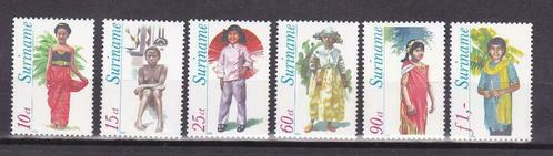Suriname 1980 Kinderkostuums  **, Timbres & Monnaies, Timbres | Surinam, Non oblitéré, Envoi
