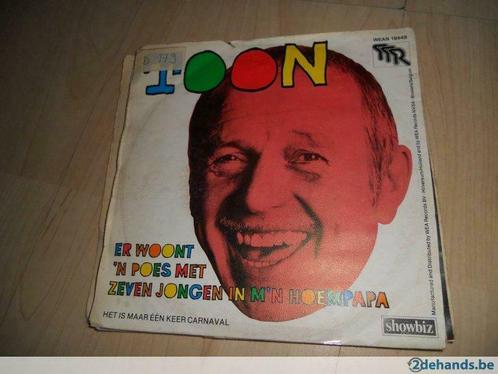 - Single - Toon / Er woont een poes ..., Cd's en Dvd's, Vinyl | Overige Vinyl, Ophalen of Verzenden