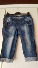 kortere jeansbroek maat L / speciale sluiting rits en knopen, Kleding | Dames, Ophalen of Verzenden, Zo goed als nieuw, Blauw