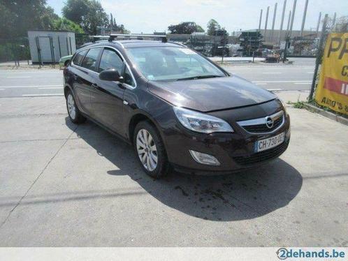 Opel Astra Break Waterschade  !!!!!!, Auto's, Opel, Bedrijf, Astra, Airbags, Elektrische buitenspiegels, Lichtmetalen velgen, Radio