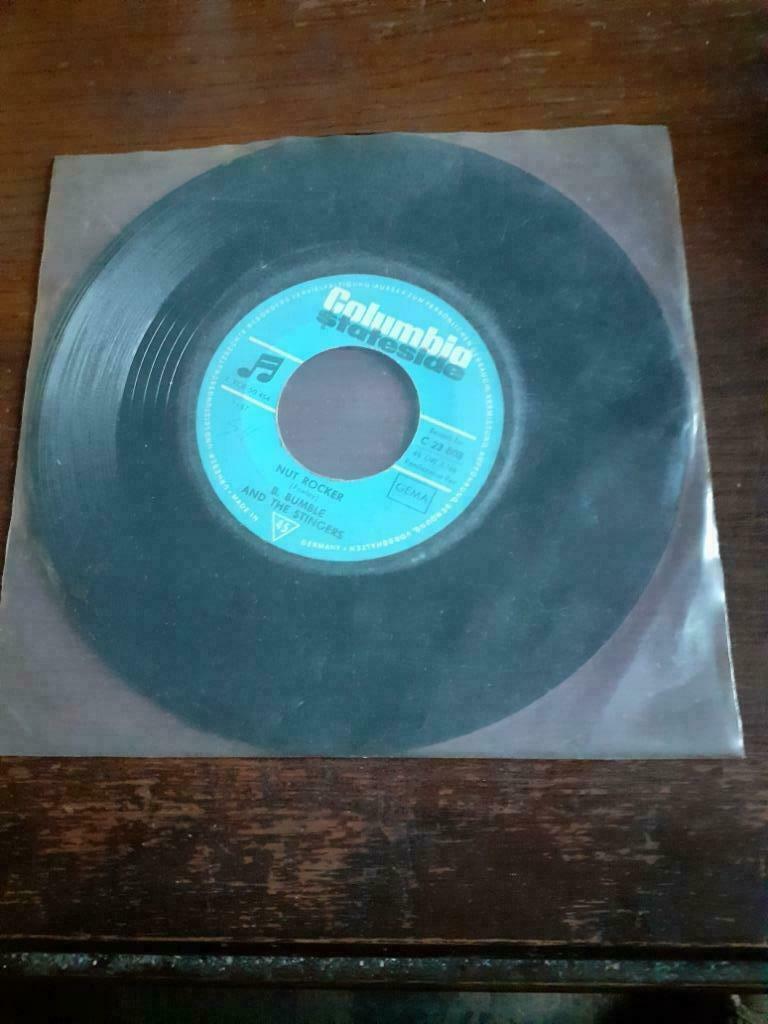 45T B. Bumble and the Stingers : Nut rocker / Bumble boogie, Ophalen of Verzenden