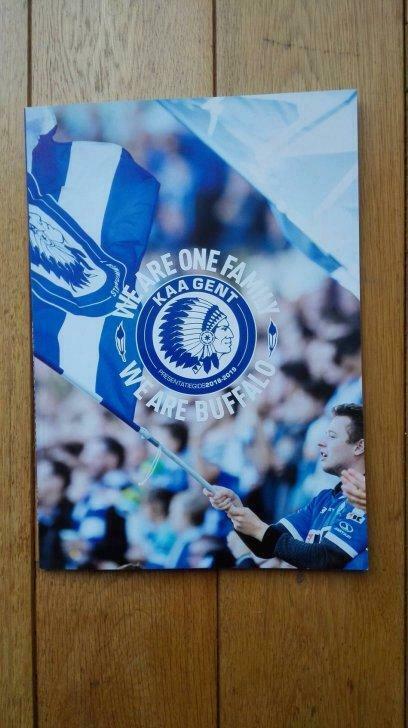 Presentatiegids 2018-2019 KAA Gent, Verzamelen, Sportartikelen en Voetbal, Nieuw, Ophalen of Verzenden