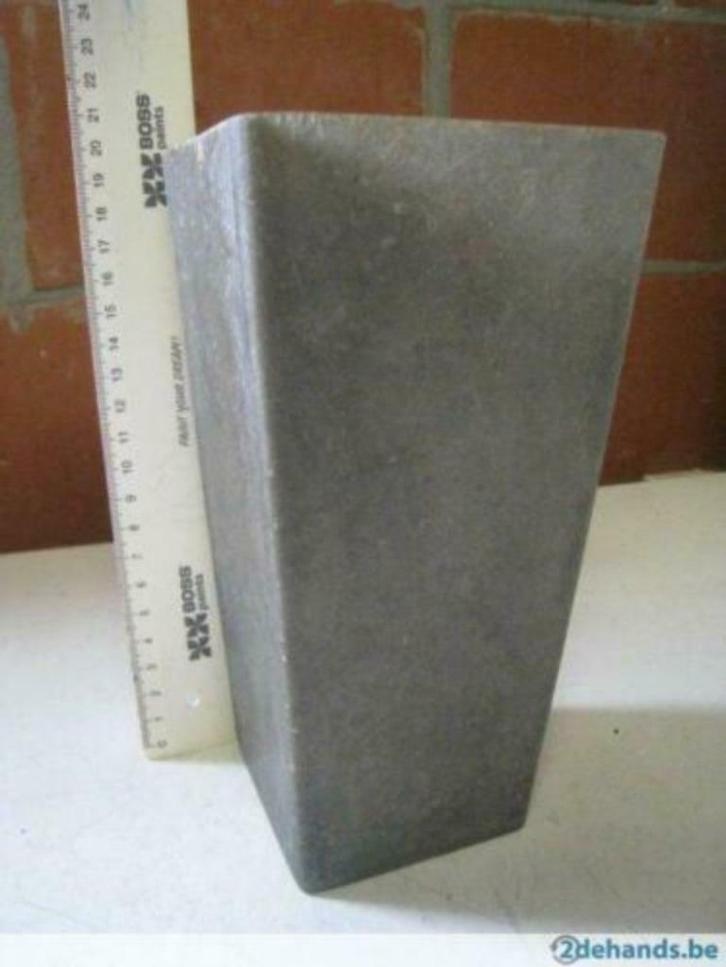 bloempot in grijze kunststof, Tuin en Terras, Bloempotten, Zo goed als nieuw, Kunststof, Ophalen of Verzenden