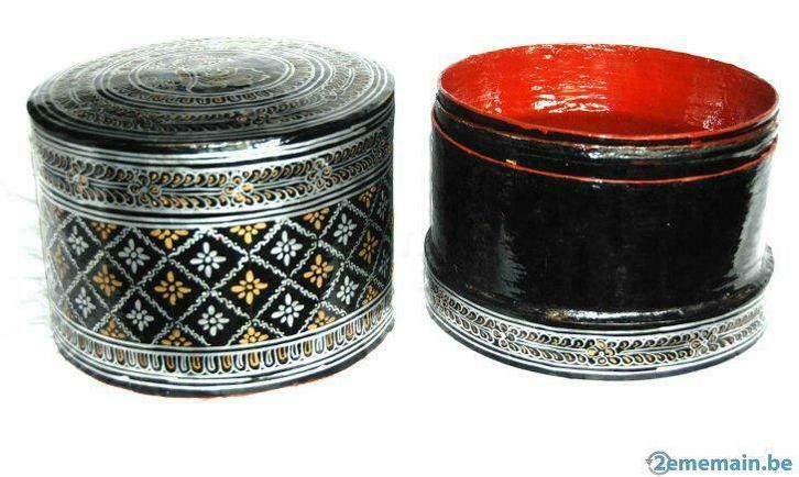 Boîte laquée multi en bambou Asie du sud est F213, Antiquités & Art, Art | Autres Art, Enlèvement ou Envoi