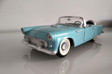 Ford Thunderbird 1956  1/18 (Revell)  Collectors item!