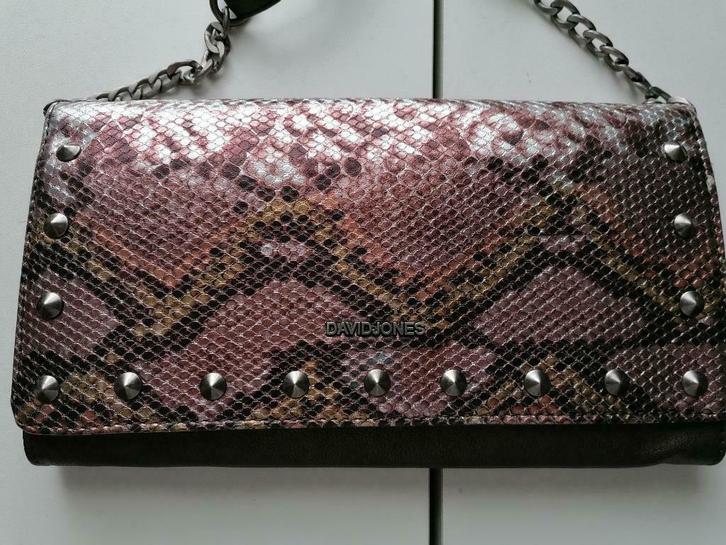 Pochette David Jones, Handtassen en Accessoires, Tassen | Damestassen, Zo goed als nieuw, Avondtasje, Bruin, Ophalen of Verzenden