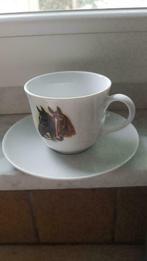 Koffietas met ondertas,, Ophalen of Verzenden, Nieuw, Porselein
