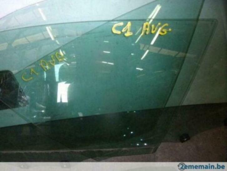 vitre avant gauche citroen c1 2016 5 portes, Auto-onderdelen, Ruiten en Toebehoren, Citroën, Toyota, Ophalen