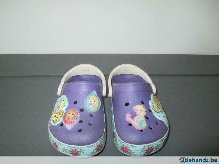 Crocs Frozen met 3 pins en lichtjes maat 7, Kinderen en Baby's, Kinderkleding | Schoenen en Sokken, Gebruikt, Overige typen, Meisje
