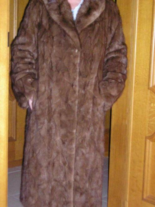 Nertsmantel, Kleding | Dames, Jassen | Winter, Zo goed als nieuw, Maat 46/48 (XL) of groter, Bruin, Ophalen