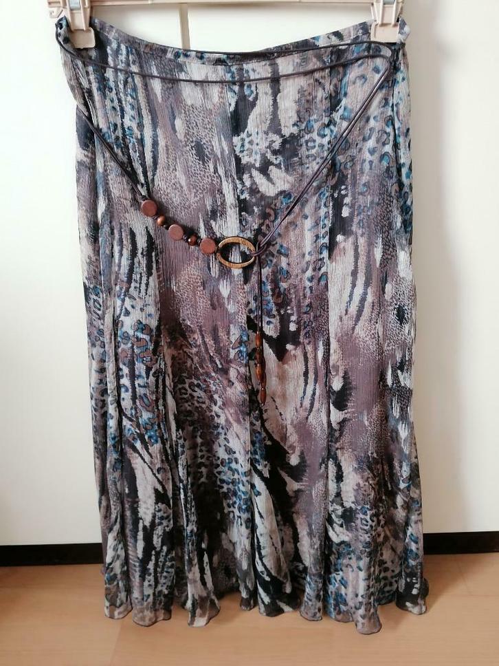 Jupe Gerry Weber Taille 40, Kleding | Dames, Rokken, Zo goed als nieuw, Maat 38/40 (M), Bruin, Onder de knie, Ophalen of Verzenden