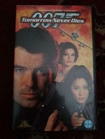video James Bond Tomorrow never dies, Tous les âges, Enlèvement ou Envoi, Action et Aventure